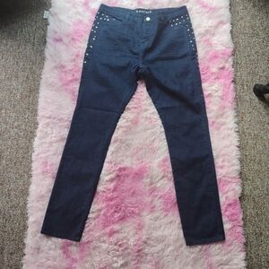 Stylish Dark Blue Skinny Jeans with Stud Details